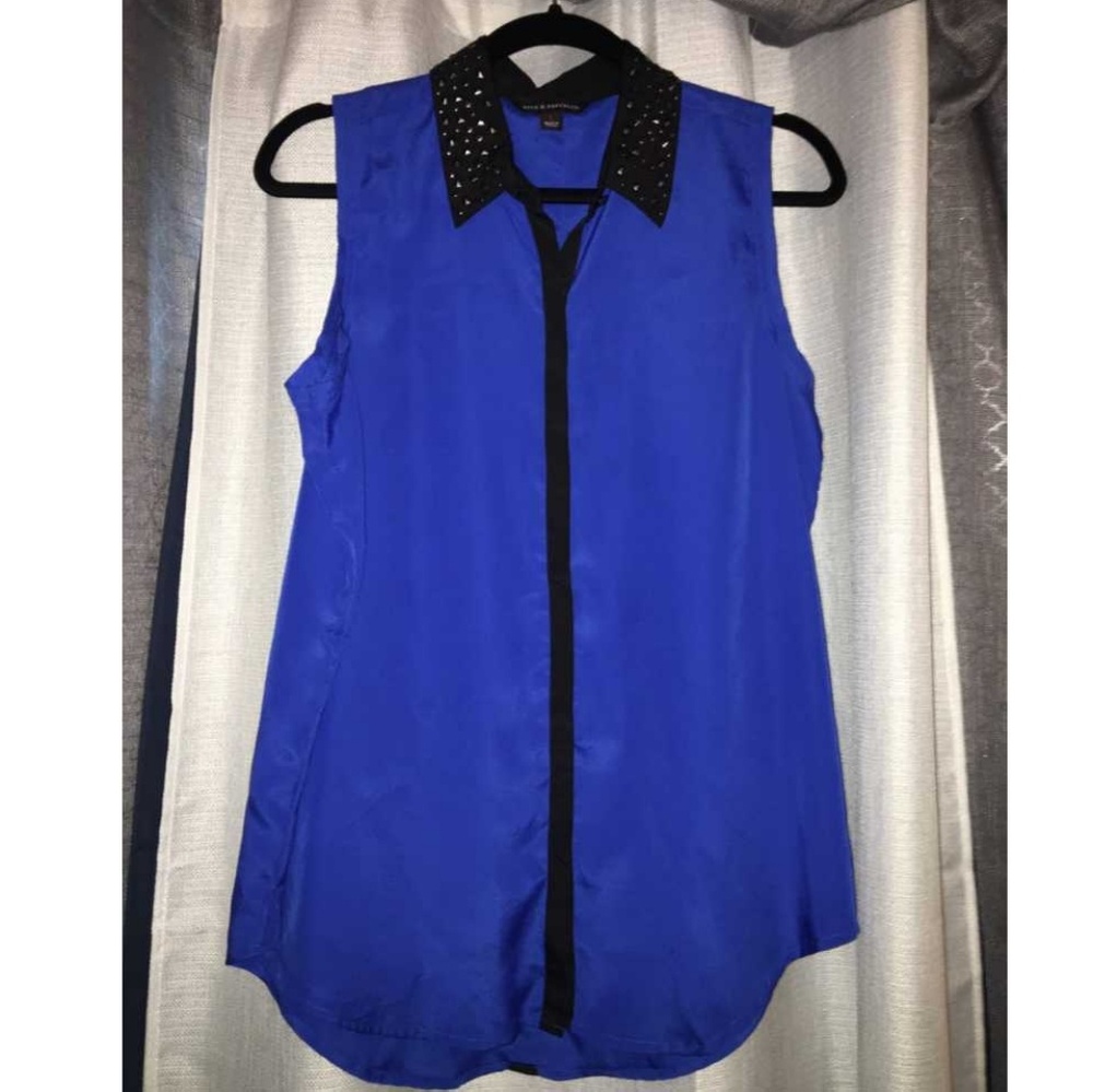 Rock & Republic L sleeveless button up blouse